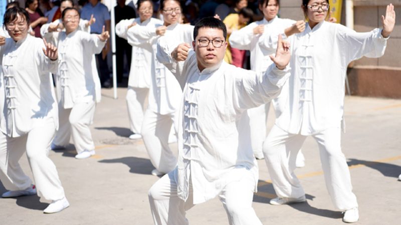 理疗馆入驻商场：优劣势解析